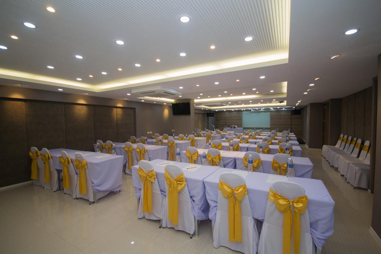 Villa Baron Sha Plus Nonthaburi Eksteriør billede
